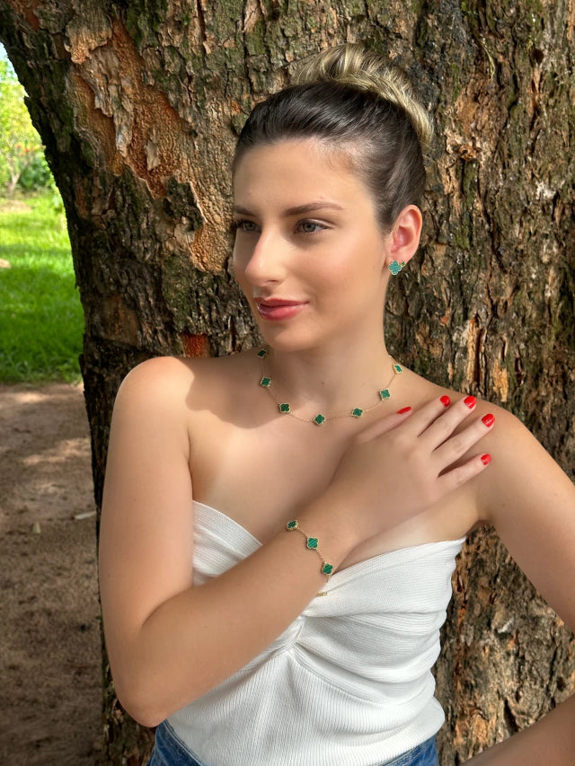 Conjunto Flor Ônix Black – Delicadeza e Elegância em Harmonia