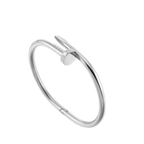 Bracelete Dourado Prego Vestimi – Elegância com Atitude