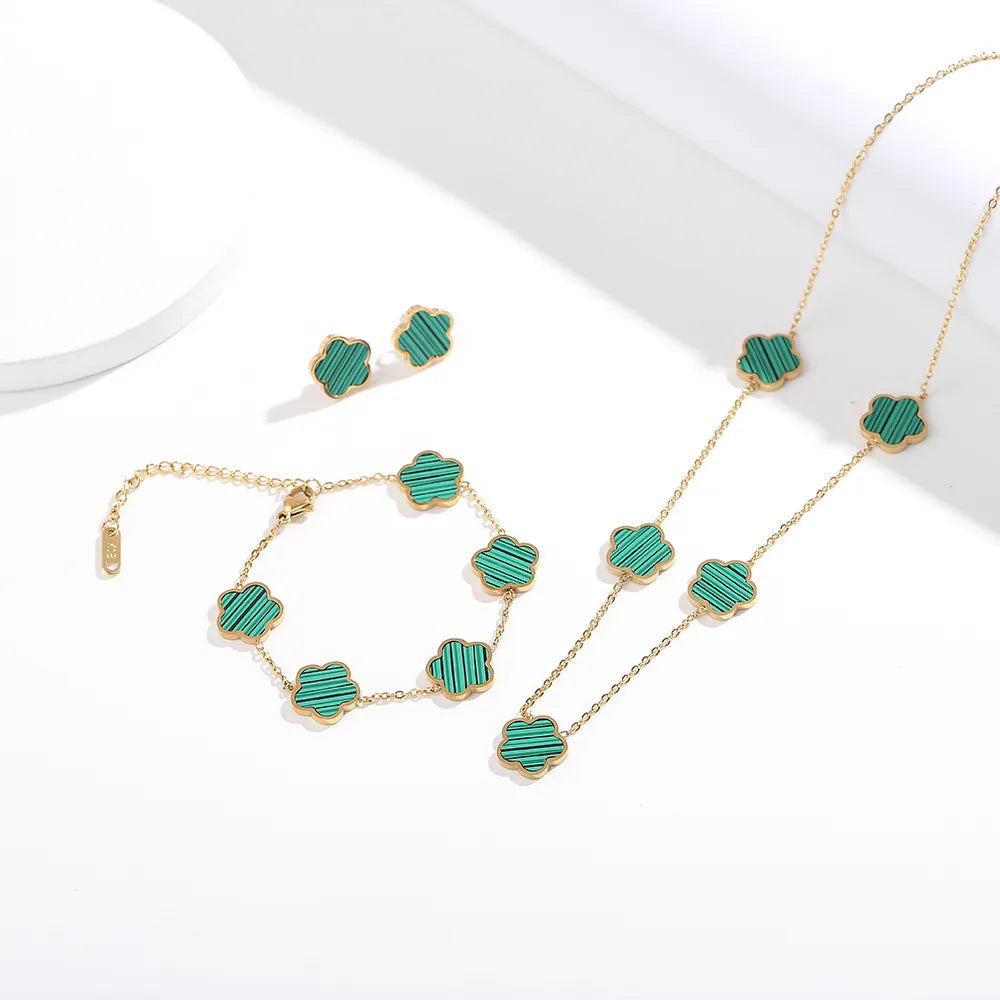 Conjunto Flor Ônix Black – Delicadeza e Elegância em Harmonia